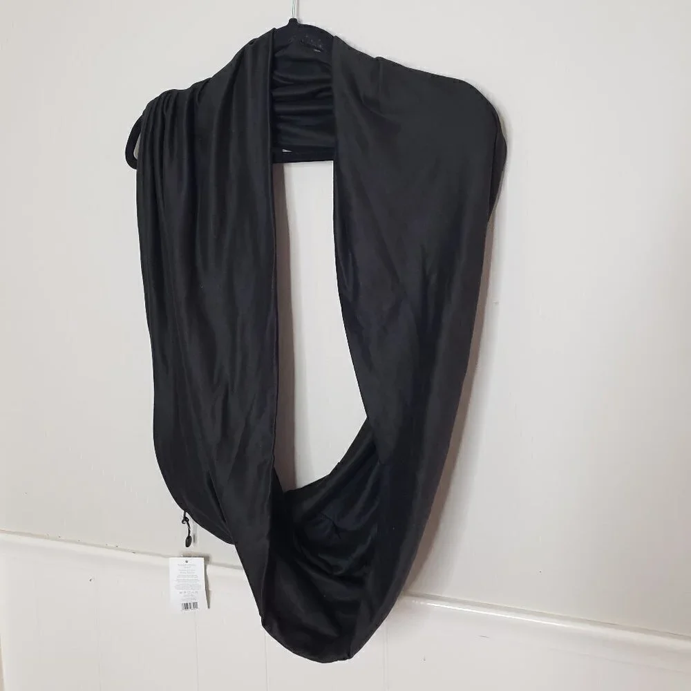 BEYOND YOGA Solid Black Pocket Infinity Scarf